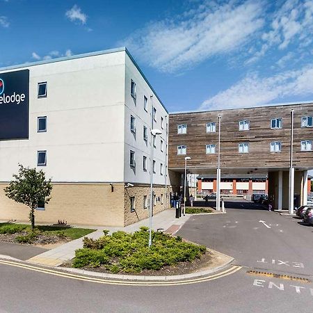 Travelodge Sunbury M3 Londyn Zewnętrze zdjęcie