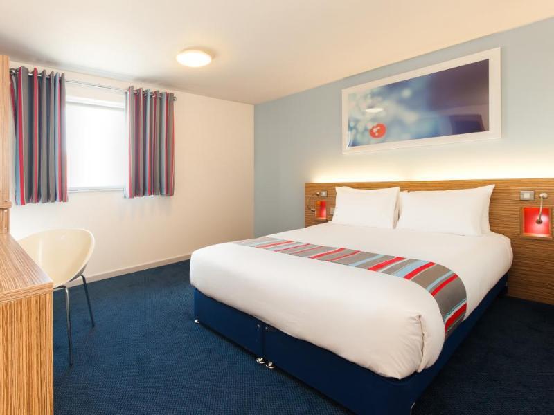 Travelodge Sunbury M3 Londyn Zewnętrze zdjęcie